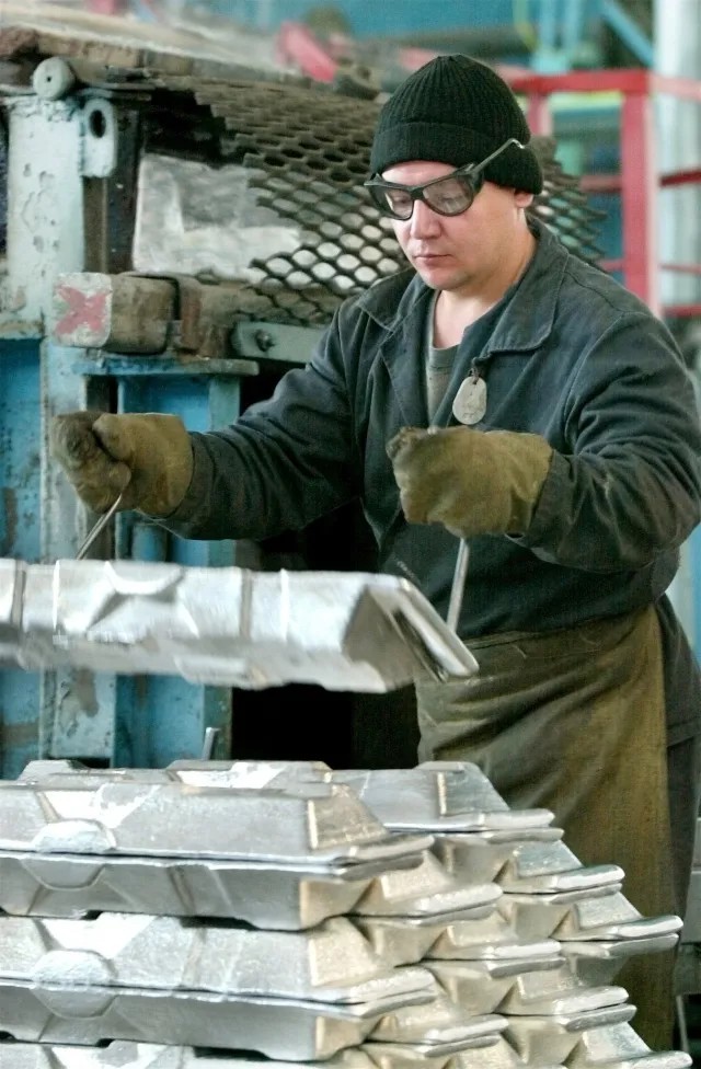 На алюминиевом заводе в Краснотурьинске. Фото: РИА Новости