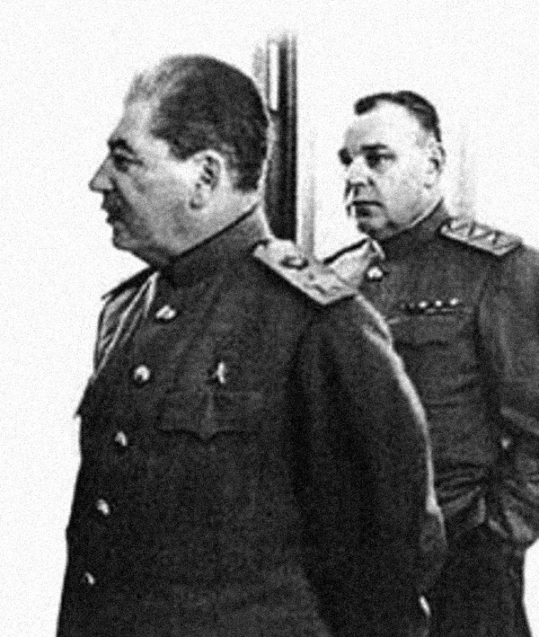 Иосиф Сталин и Николай Власик. Фото из архива