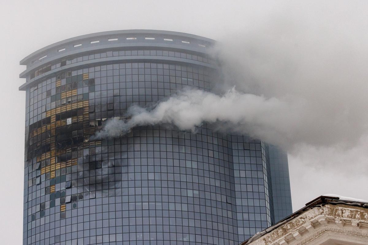 21 декабря 2024 года. Жилой комплекс «Лазурные небеса», поврежденный в результате атаки БПЛА. Фото: Сергей Елагин / Бизнес Online / ТАСС