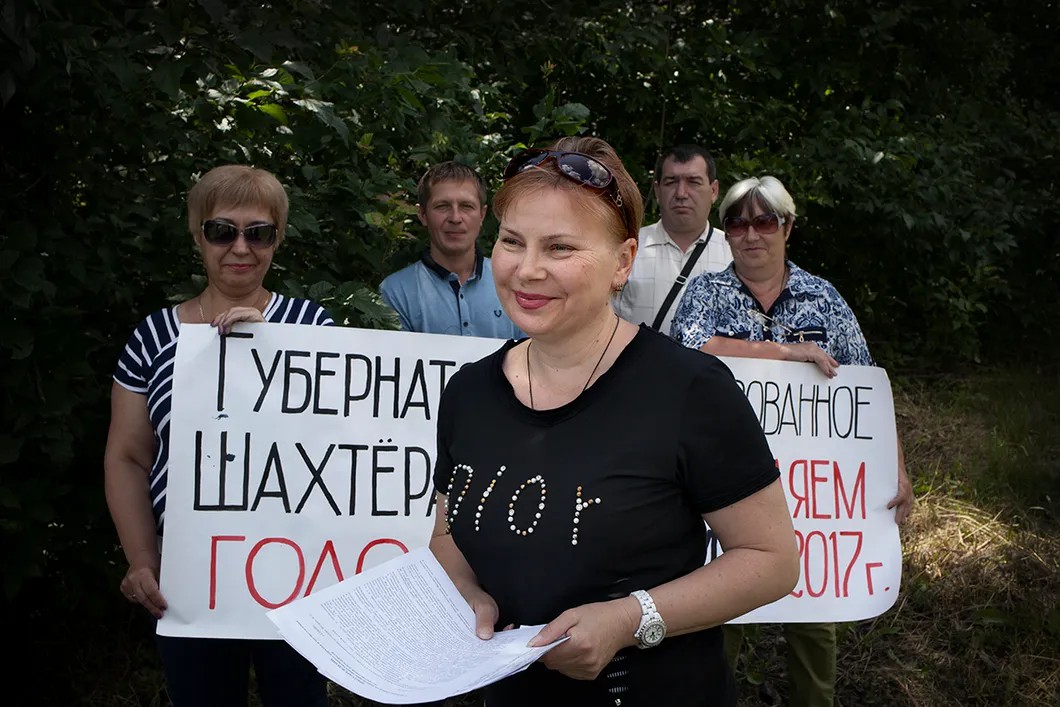 Татьяна Авачева с участниками инициативной группы после пикета. Фото: Анна Артемьева / «Новая»