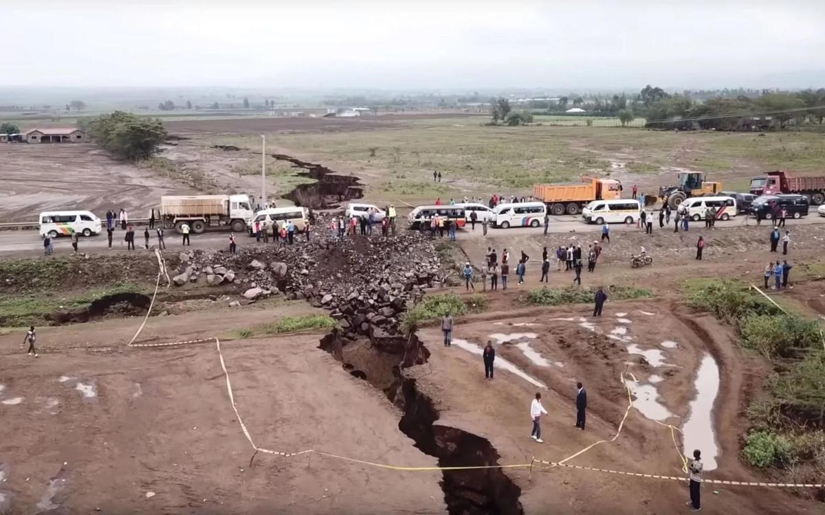 В Африке появилась огромная трещина