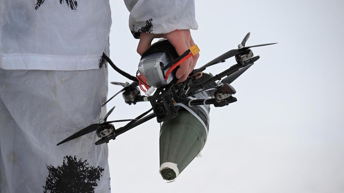 На фронт — за «хвост»