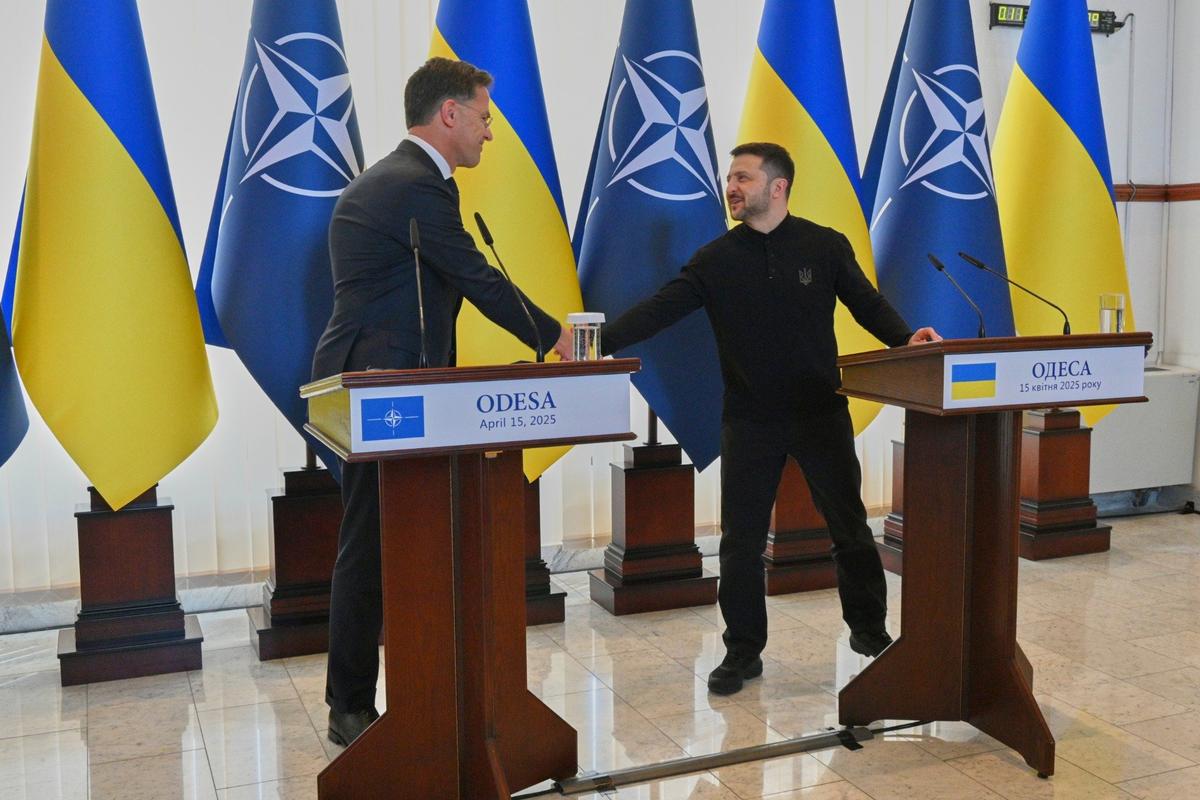 Визит генерального секретаря НАТО Марка Рютте в Одессу. Фото: AP / TASS
