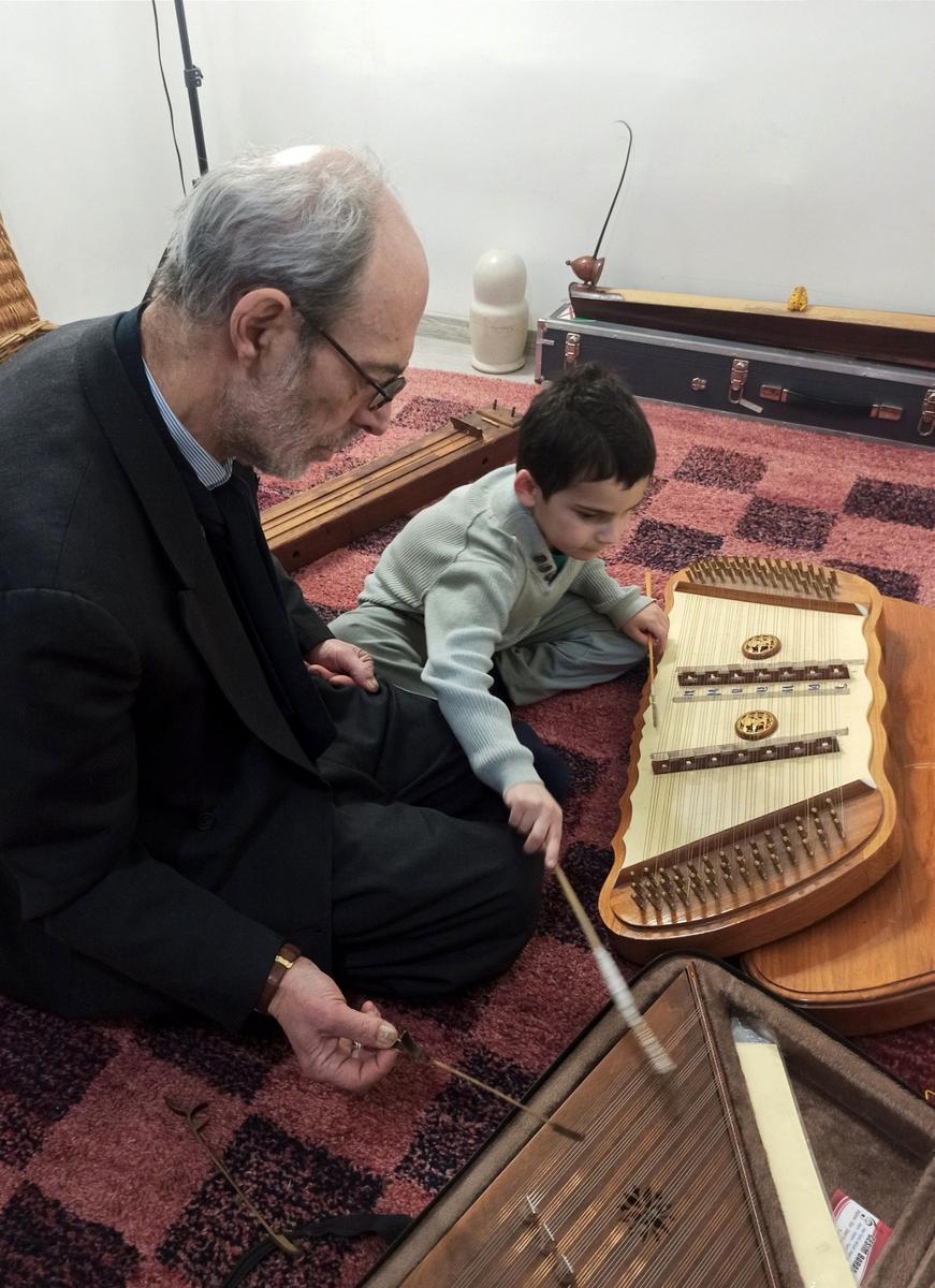 Занятие в «Дикой школе». Фото: Евгения Енгибарян