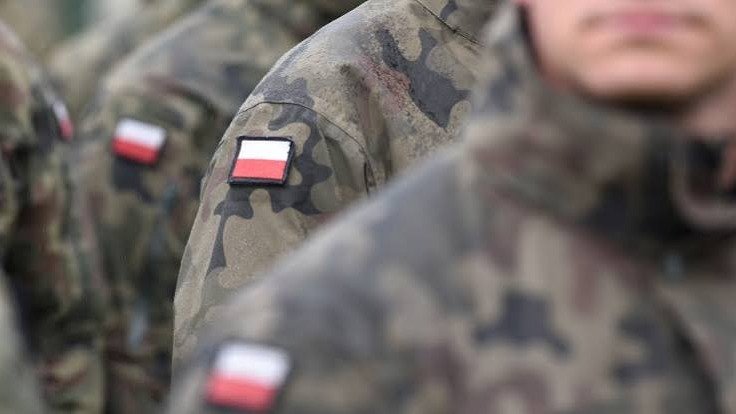 В Польше начали готовить правовой режим «полной готовности» к войне