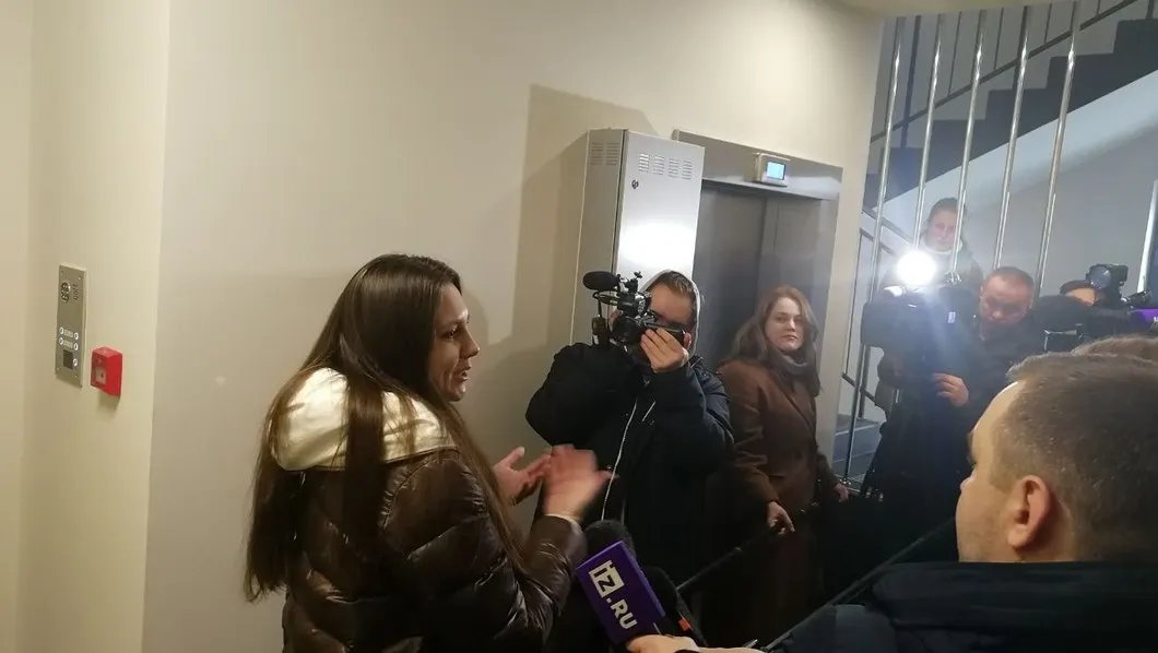 Анна Ильина после ухода полицейских. Фото: адвокат «Агоры» Виталий Черкасов