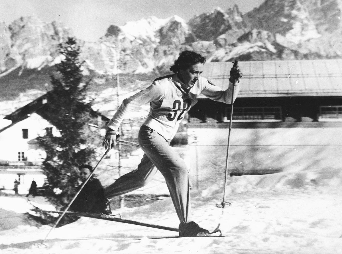 Лыжница Любовь Козырева на Олимпиале-1956. Фото: AP / ТАСС