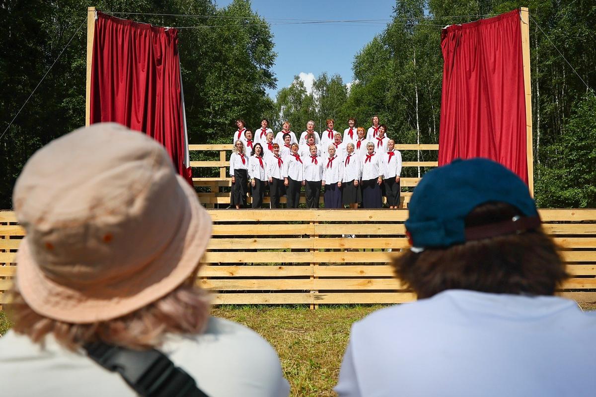 Фестиваль «Архстояние» в арт-парке «Никола-Ленивец». Фото: Софья Сандурская / ТАСС