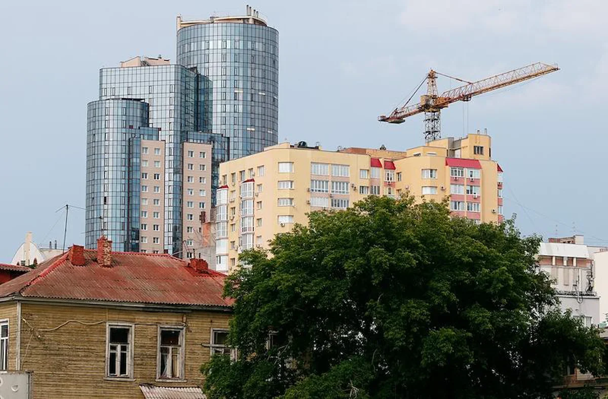 Сносу нет. Исторические деревянные здания в центре Самары стремительно  объявляют аварийными. Чтобы снести. А иногда они просто горят — Новая газета