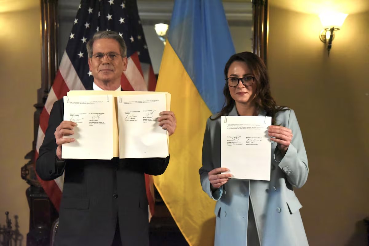 Министр финансов США Скотт Бессент и вице-премьер правительства Украины Юлия Свириденко. Фото: Юлия Свириденко / соцсети