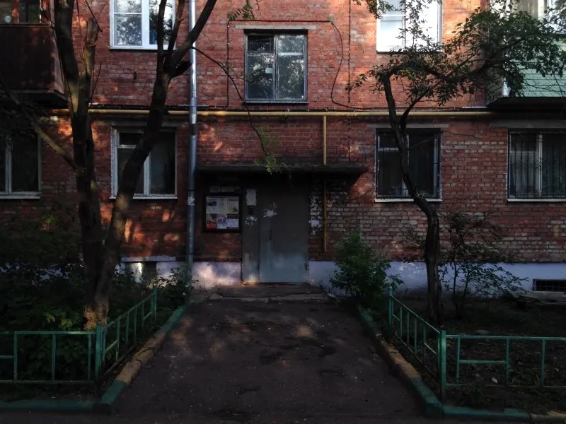 Дом, в который «Дмитрий» привез Умиду. Фото: Никита Гирин / «Новая газета»