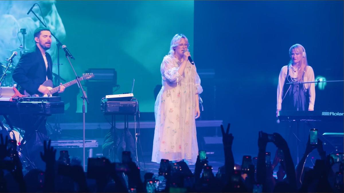 Noize MC, Наоко и Монеточка на одной сцене. Источник: YouTube