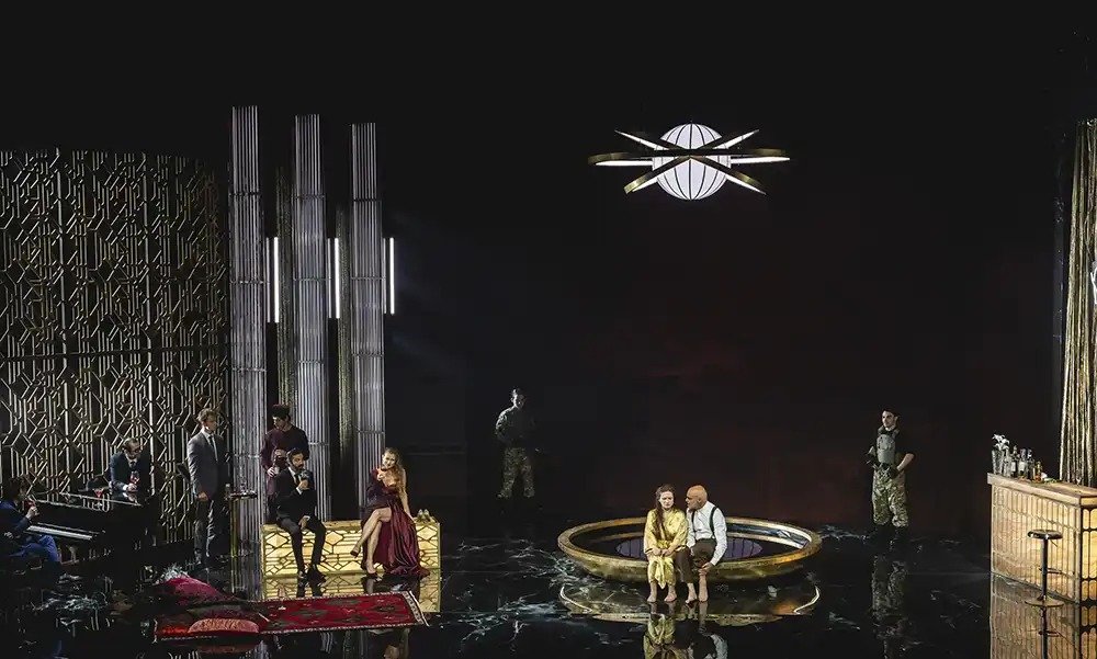 Сцена из спектакля «Саломея». Фото: gesher-theatre.co.il