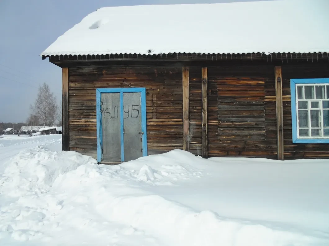 В зоне замедленного бедствия. Как заканчивается эта земля и это небо,  первыми в России видят в среднем течении Енисея. Уже не попы и не  государство, а глобальные климатические изменения и экологическая катастрофа