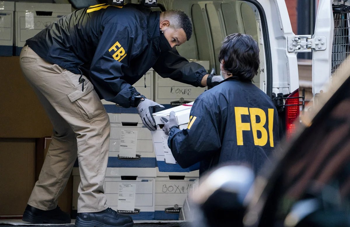 19 октября 2021 года. Обыск в доме Олега Дерипаски в Вашингтоне. Фото: AP / Associated Press / East News