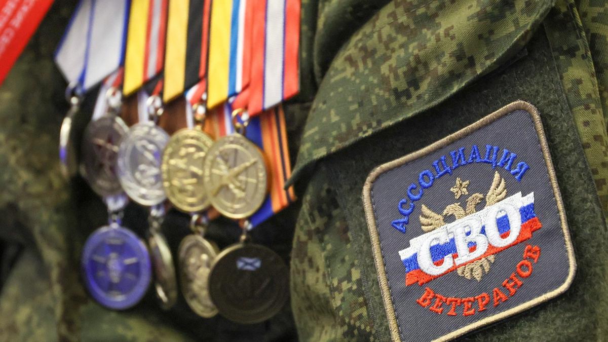 «Паровозы»-застрельщики для фронтовиков