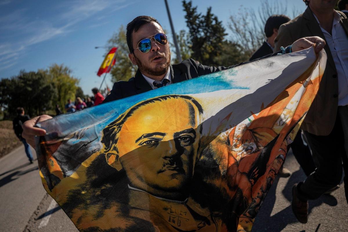 Эксгумация и перезахоронение останков испанского диктатора Франсиско Франко в Мадриде. Фото: AP / TASS