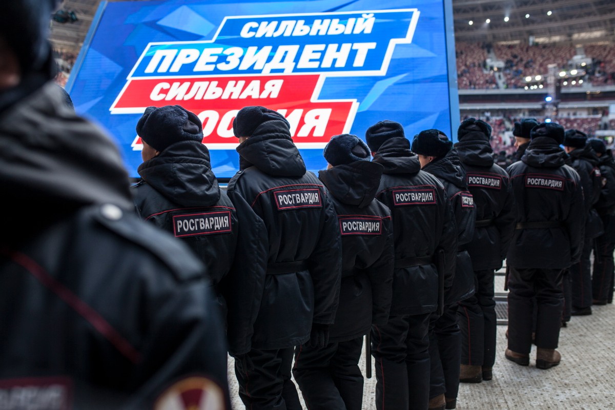 Пропрезидентский митинг. Фото: Влад Докшин / «Новая газета»