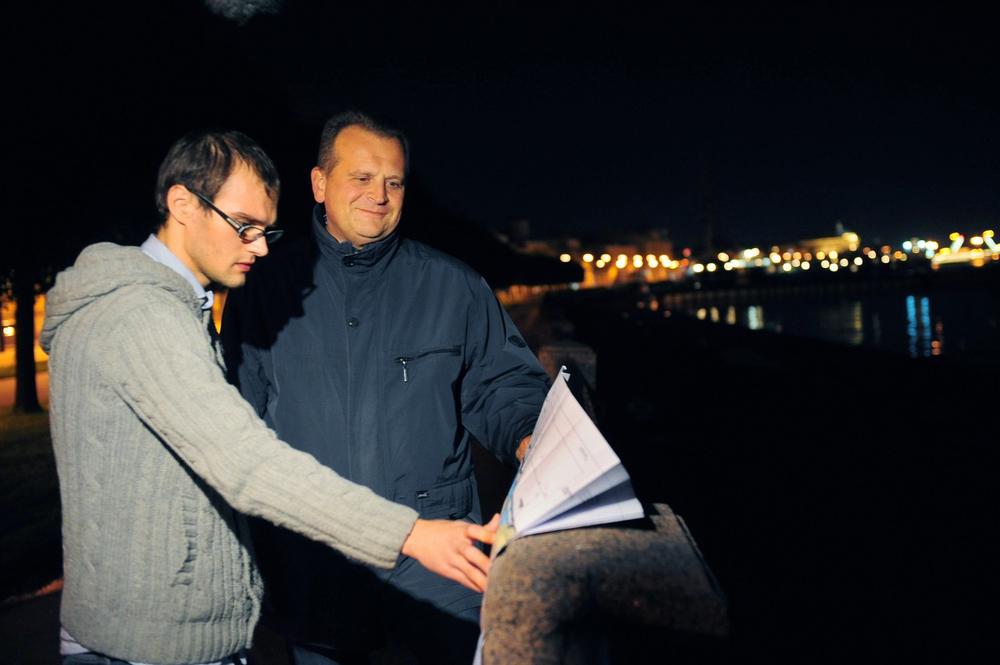 Cотрудники института «Стройпроект» проводят навигационный эксперимент в предполагаемом месте расположения моста. Фото: stpr.ru
