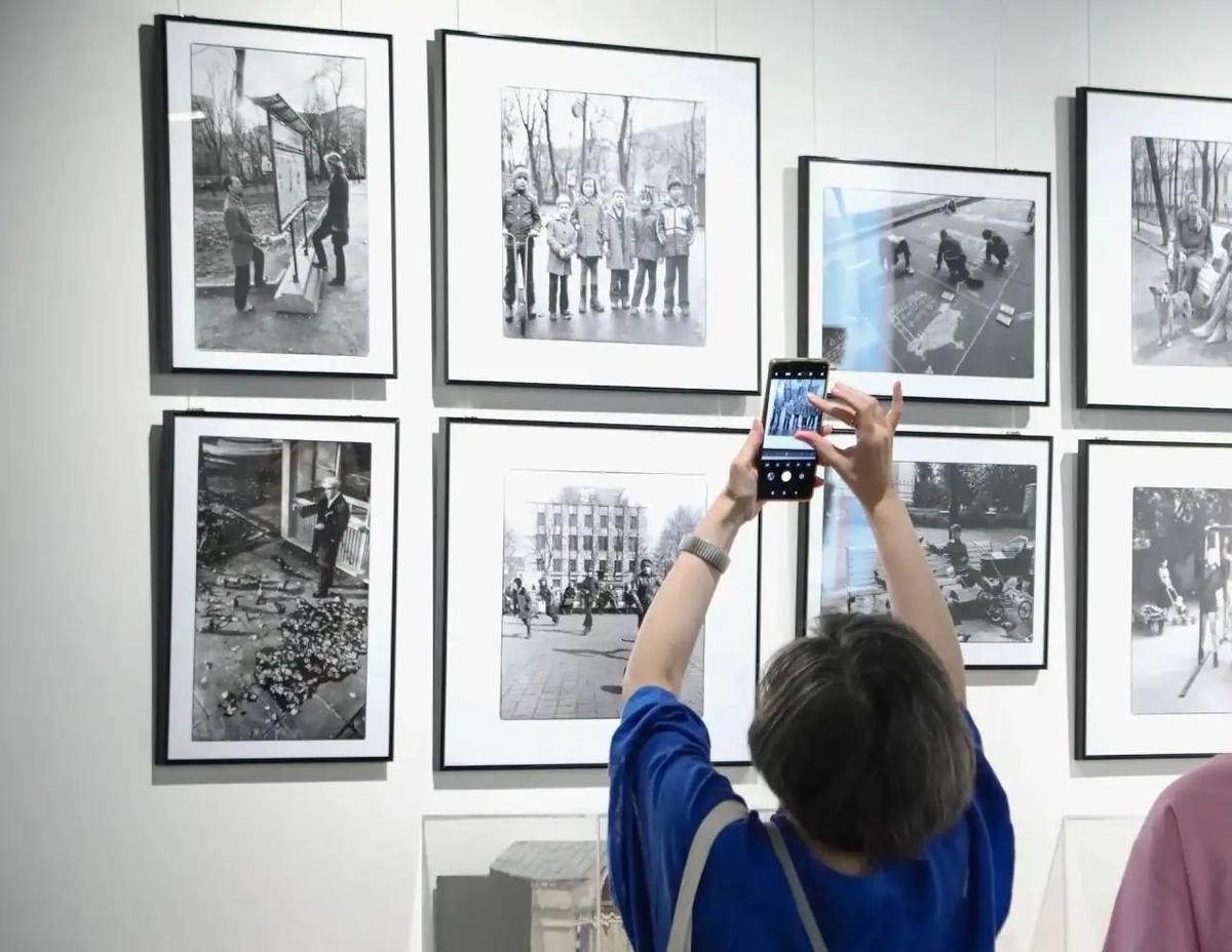 Фотография на выставке фонда «Московское время». Фото: соцсети