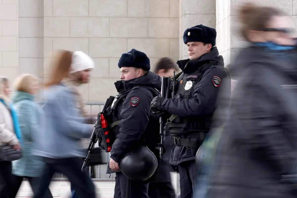 Эпоха побеждающего непрофессионализма. Даже после «Крокуса» у силовиков  столько разной работы, что немудрено проворонить очередной теракт — Новая  газета