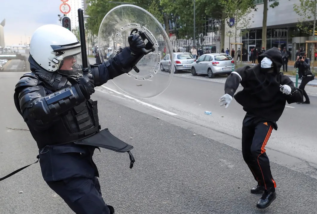 Столкновения протестующих с полицией в Брюсселе. Фото: Reuters