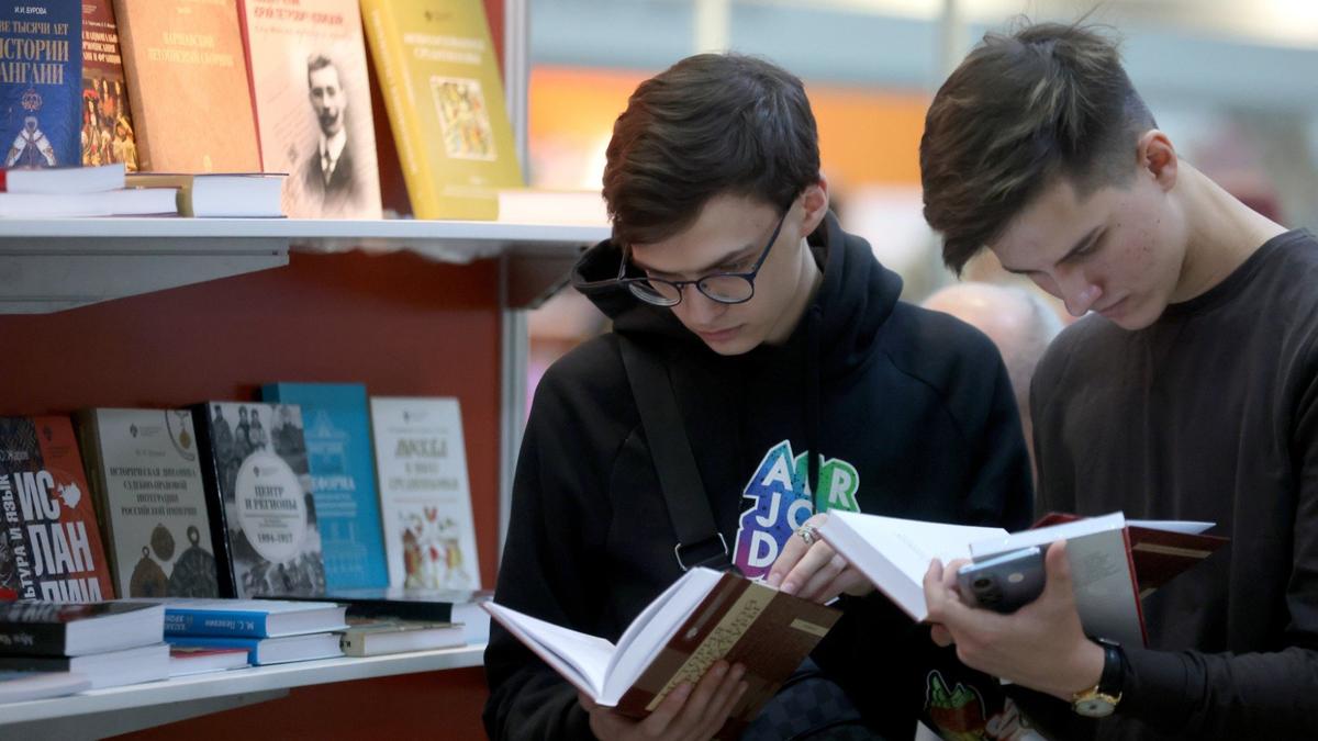 «Книги живут долго»