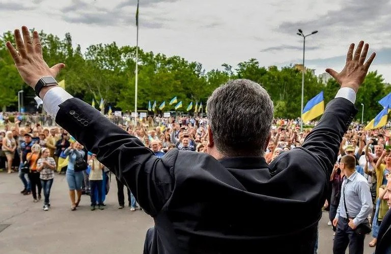 Петр Порошнко перед объявлением о приглашении Михаила Саакашвили на пост губернатора Одесской области