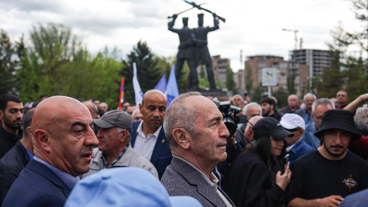 «Это не оппозиция. Это люди Кремля»