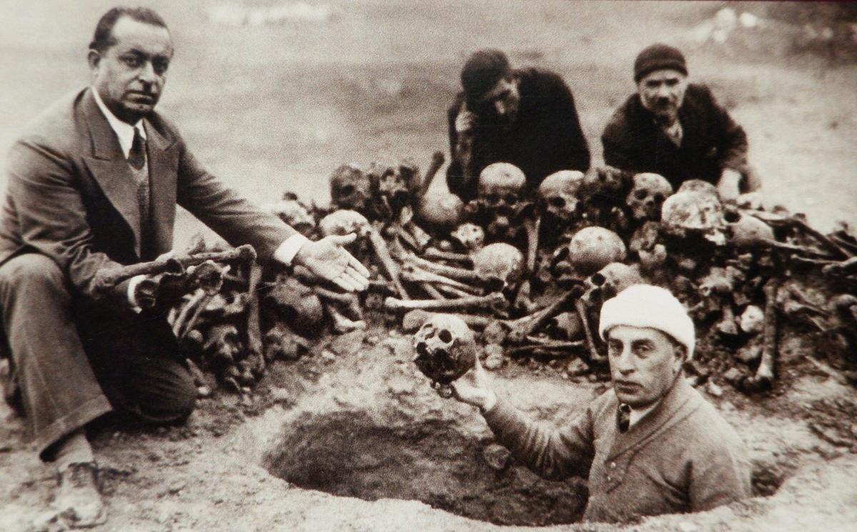 Извлечение останков жертв геноцида армян. Источник: Музей-институт Геноцида армян