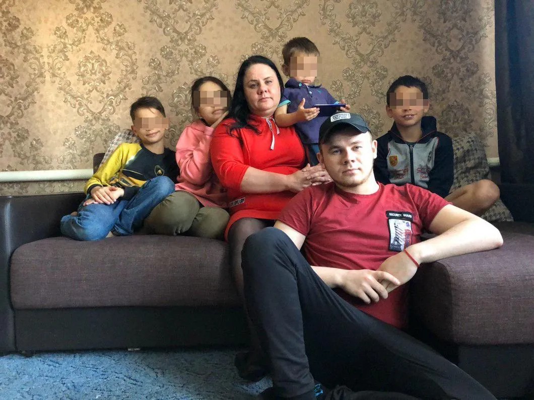 Наталья Панченко с семьей. Фото предоставлено героями публикации