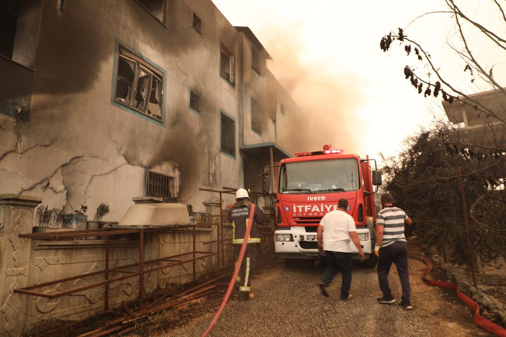 Последствия пожаров в районе города Манавгат в турецкой провинции Анталья. Фото: Zuma / TASS