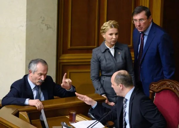 На Украине идет политический процесс Фото: РИА Новости