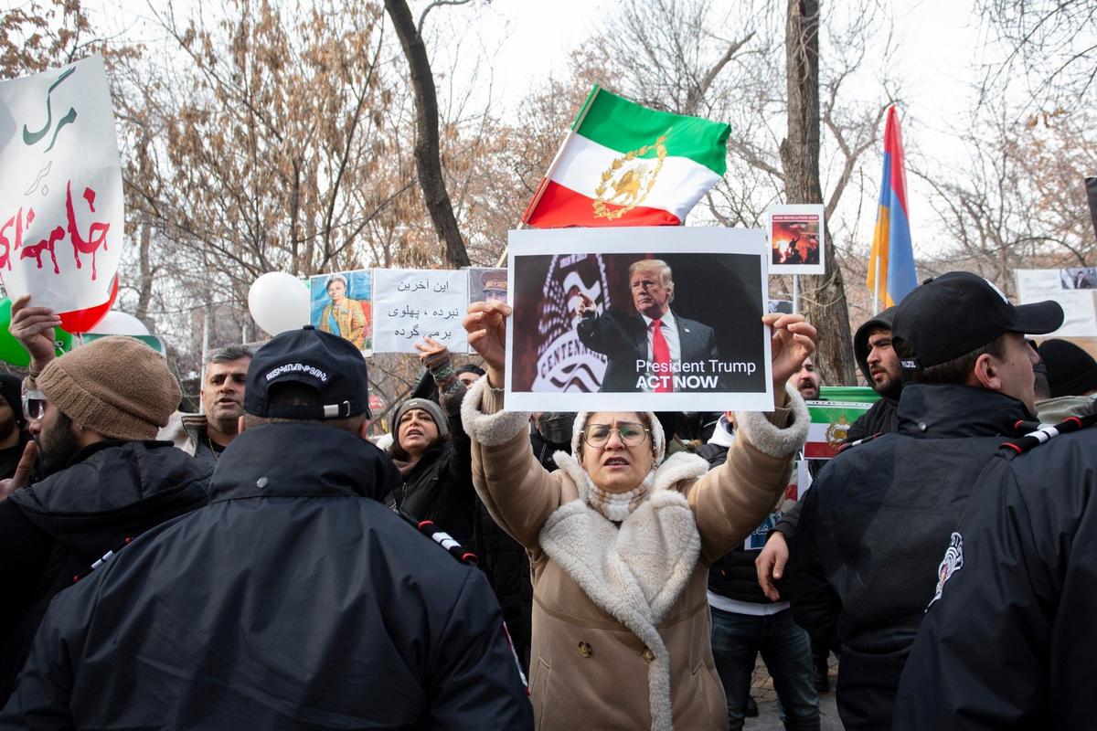 Акция-шествие в Ереване против диктатуры в Иране, 17.01.2026 г. Фото: Александр Гребешков