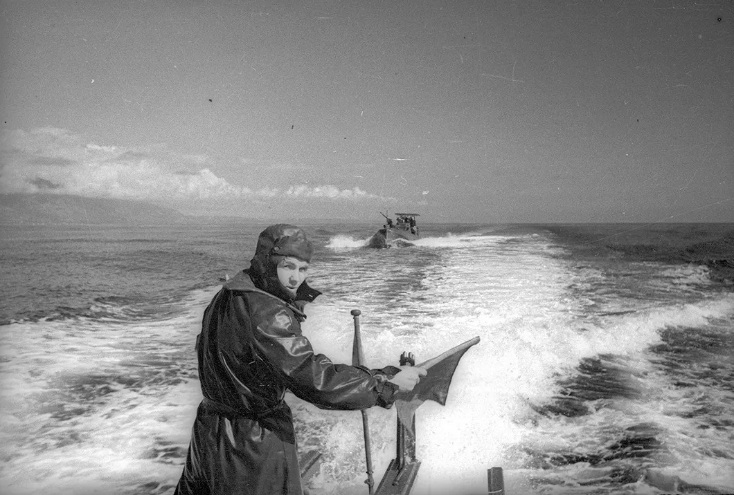 Евгений Халдей. «Бригада торпедных катеров (БТК) в море», 1944 год, из коллекции МАММ