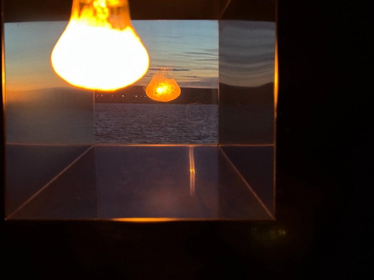 Окошки в память о каждом казненном. Фото: Татьяна Брицкая / «Новая газета»