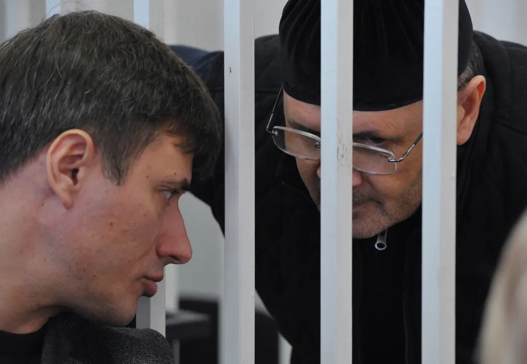 Адвокат Петр Заикин и Оюб Титиев. Фото: РИА Новости