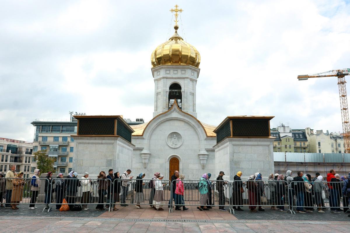 Встреча мощей Спиридона Тримифунтского в Храме Христа Спасителя. Фото: Владимир Смирнов / ТАСС