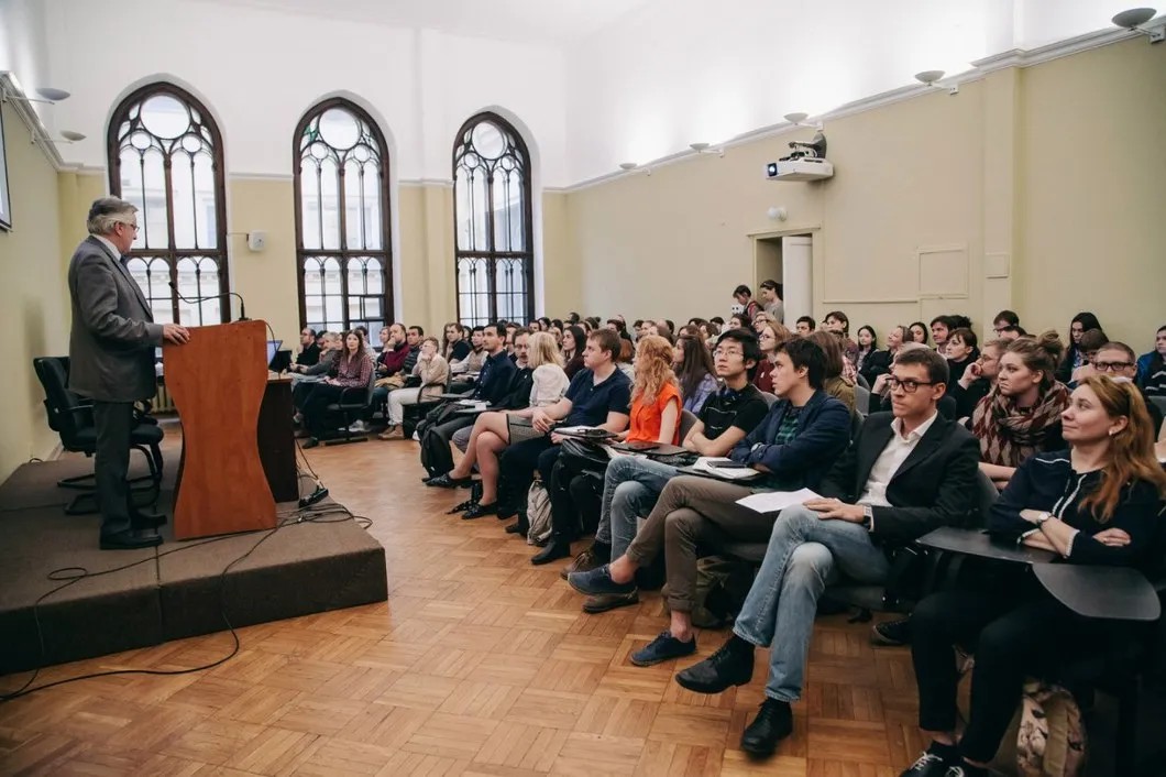Лекция в аудитории Европейкого университета. Фото: Европейский университет / Вконтакте