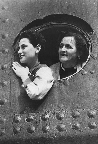 1939 год. Еврейские беженцы на корабле «Сент-Луис», его пассажиров отказалась принять Куба. Архивное фото