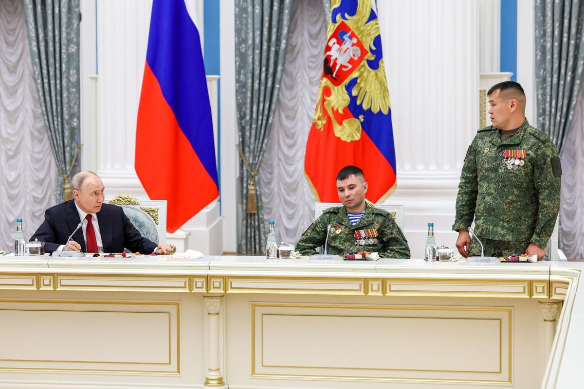 Встреча Владимира Путина с военнослужащими — участниками специальной военной операции, 12 июня 2026 года. Фото: Вячеслав Прокофьев / ТАСС