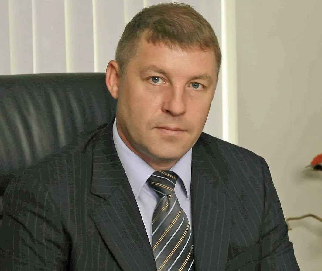 Вячеслав Гудков сохранил бизнес, хотя уже и не строит дома