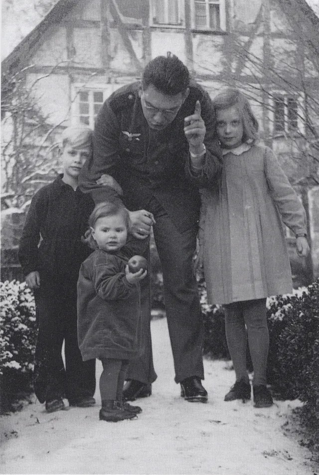 Kurt Reuber with kids. Autumn 1942. The smallest is Ute