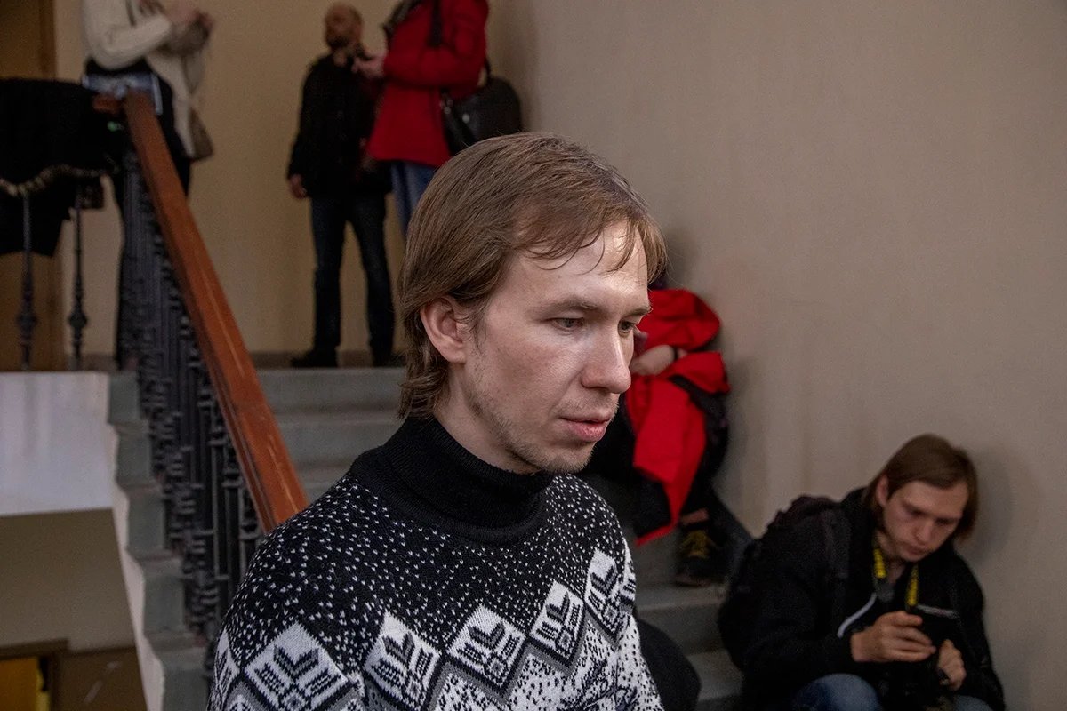 Алексей, друг детства Саши Скочиленко, тоже свидетель обвинения. Фото: Алексей Душутин / «Новая газета»