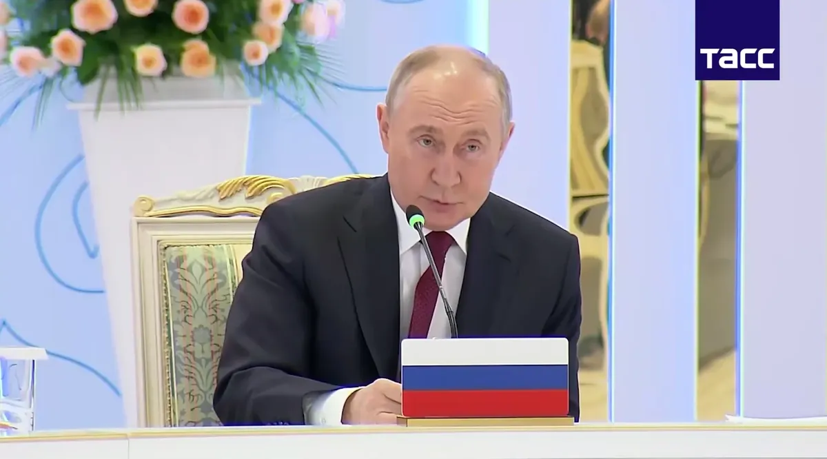 Владимир Путин во время заявления про «Орешник». Скриншот видеотрансляции ТАСС