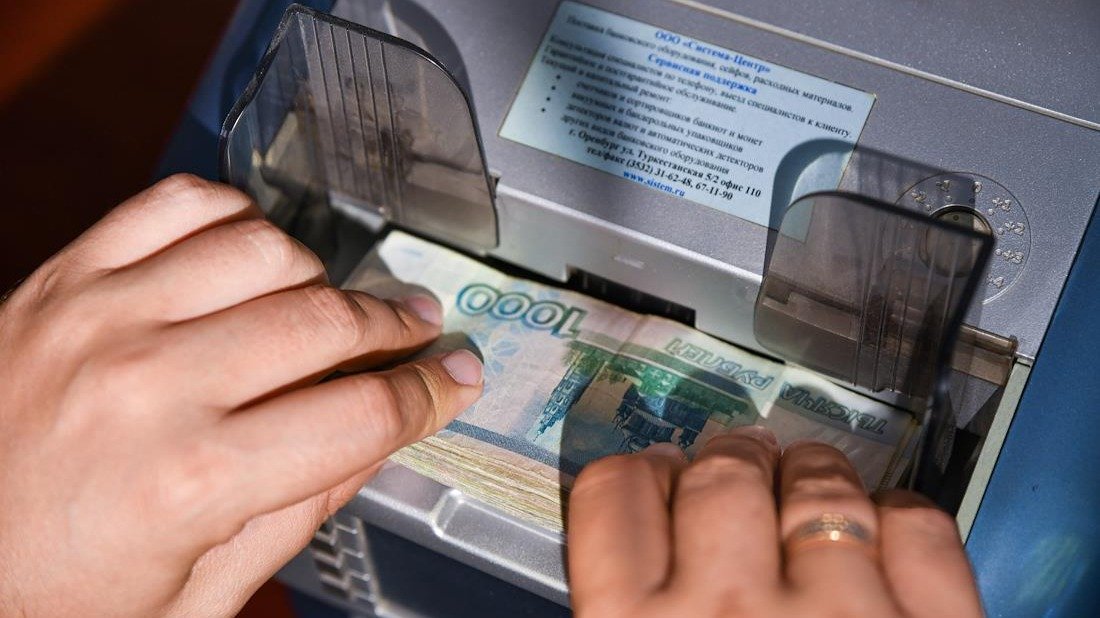 Как в СССР, но только понарошку и с налоговой дубиной