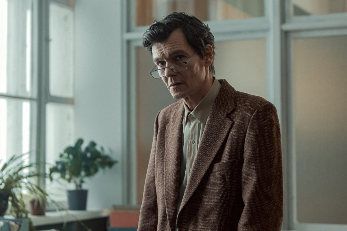 Главред Прокопович (Филипп Янковский). Кадр из сериала «Полураспад». Источник: «Кино-Театр.РУ»