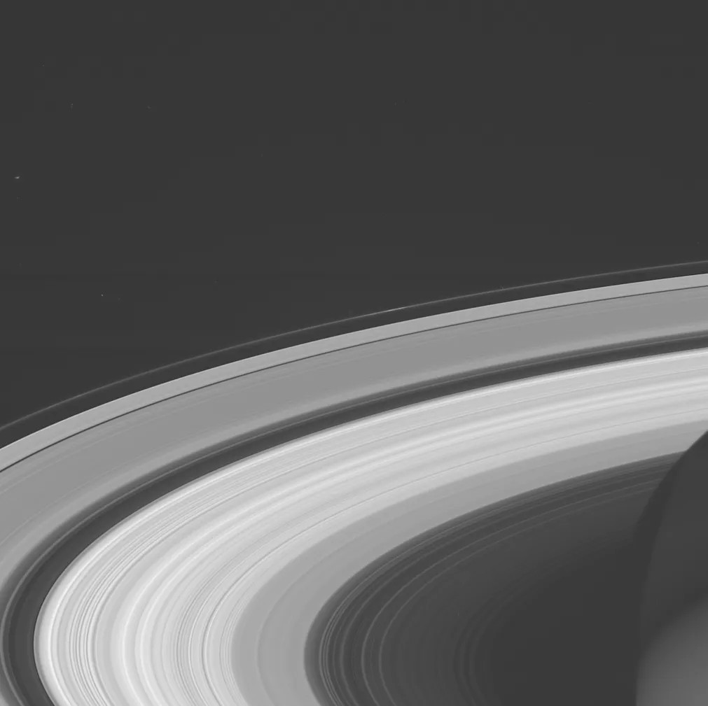 Один из последних снимков «Кассини», сделанный 13 сентября 2017 года. Фото: NASA/JPL-Caltech/Space Science Institute