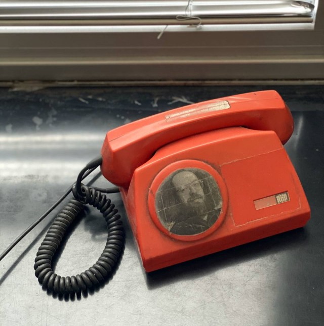 Самый страшный телефон в редакции «Эха». Фото из архива «Эха Москвы»
