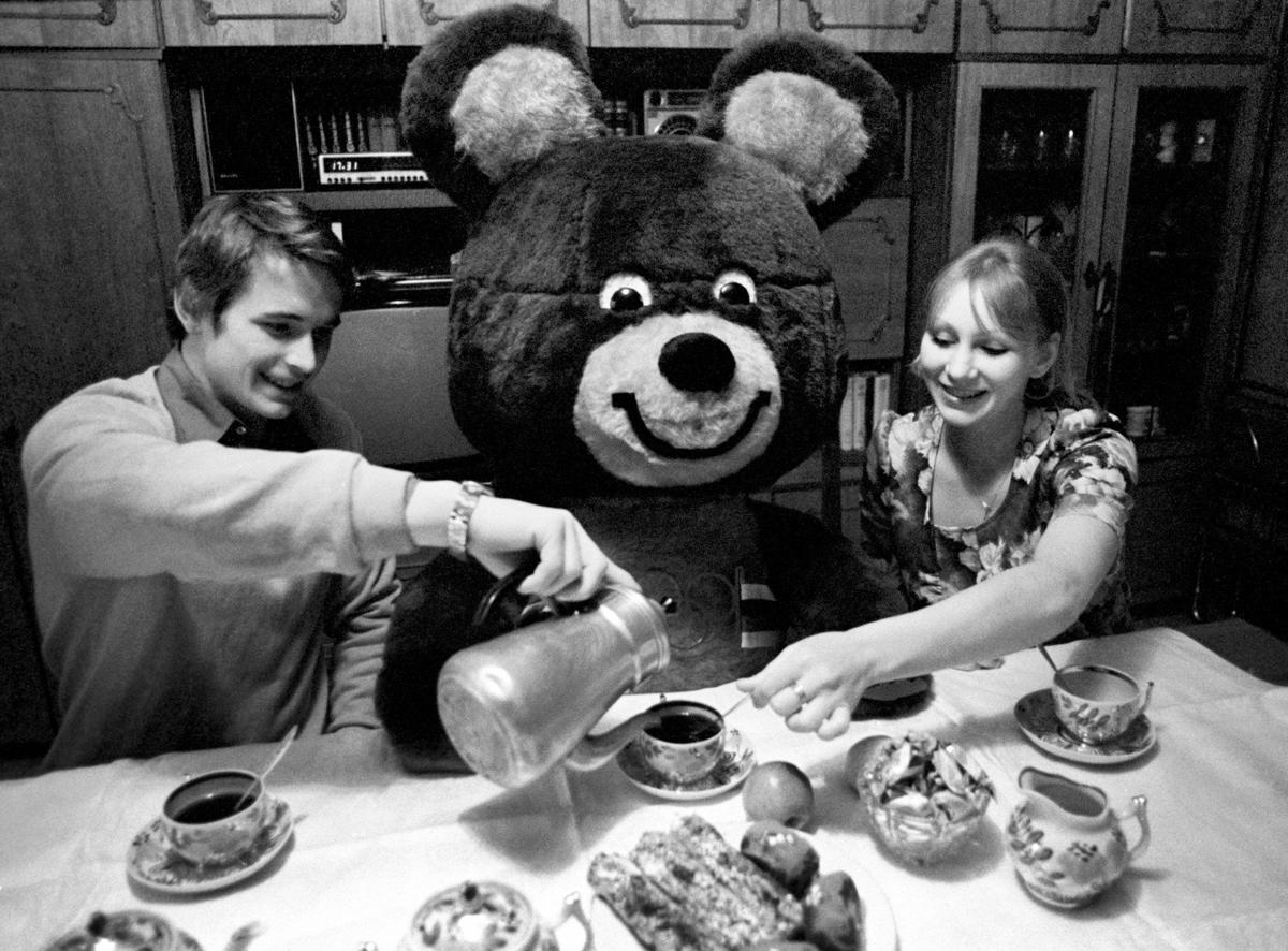 Александр Дитятин с женой, 1980 год. Фото: Игорь Уткин /Фотохроника ТАСС